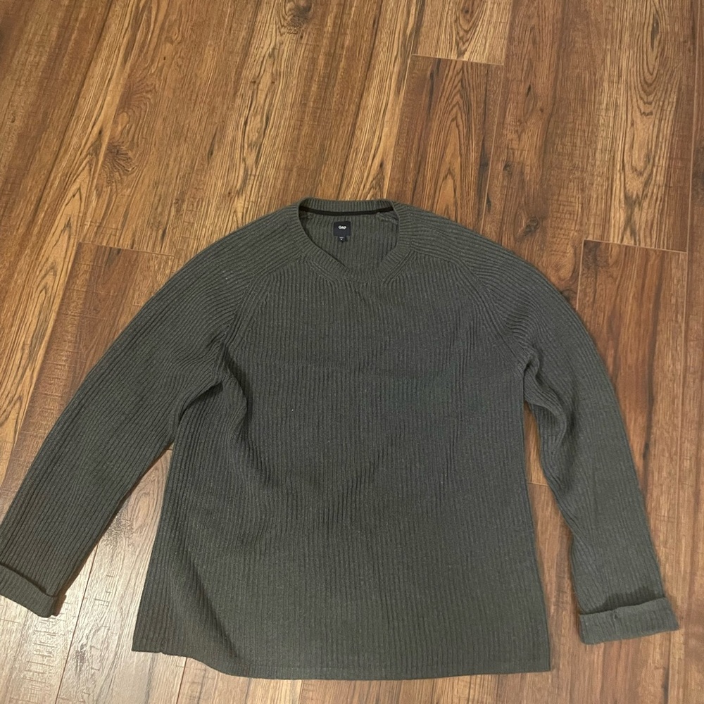GAP vintage knit sweater